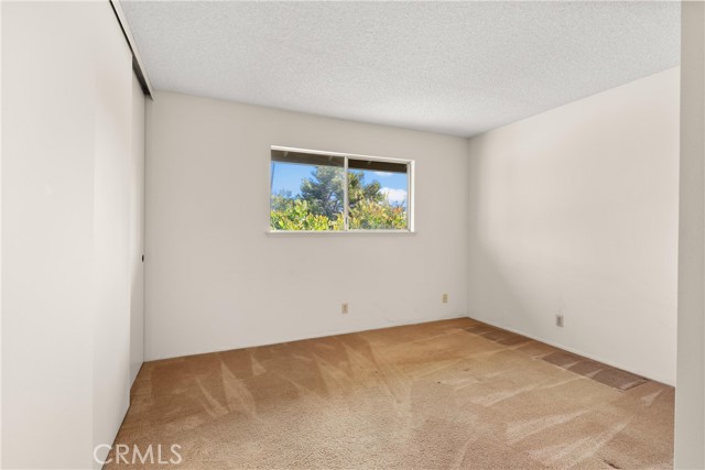 MLS #OC25219195 image #20