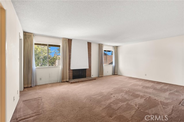 MLS #OC25219195 image #21