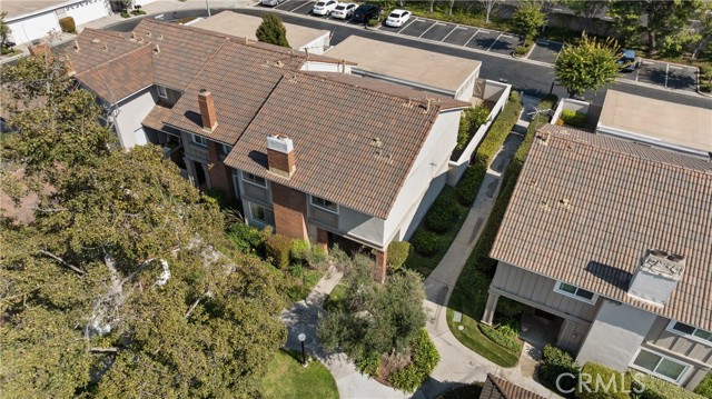 MLS #OC25219195 image #32