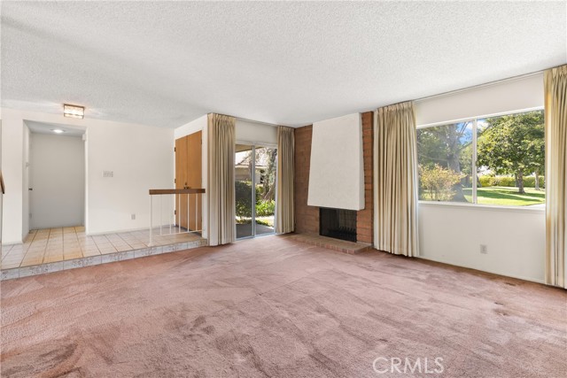 MLS #OC25219195 image #4