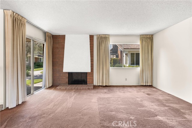 MLS #OC25219195 image #6