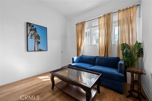 MLS #OC25219223 img 13