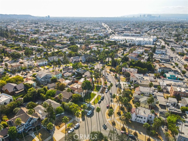 MLS #OC25219223 img 23