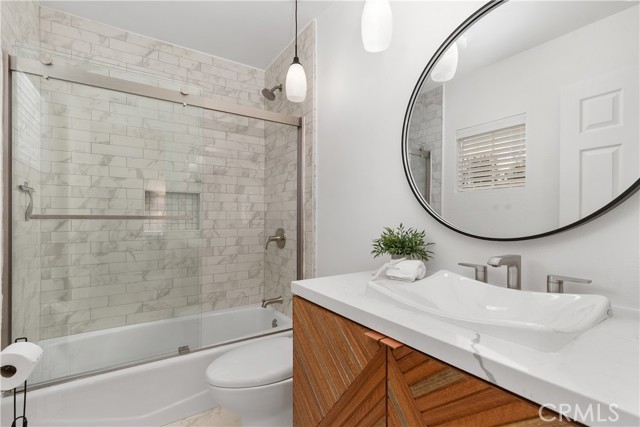 MLS #OC25219288 image #29