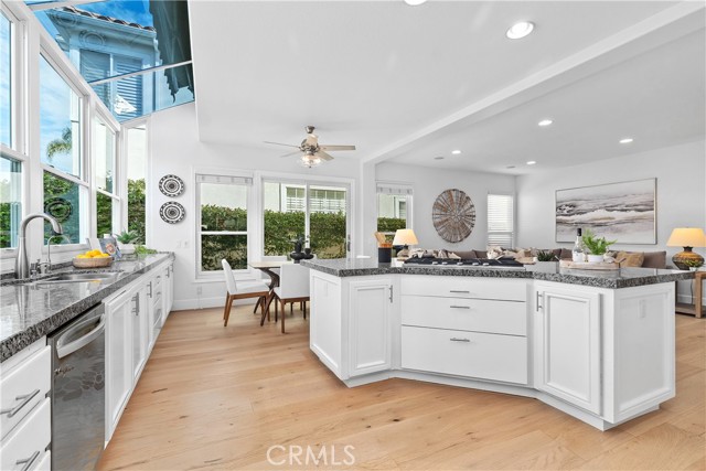 MLS #OC25219288 image #9