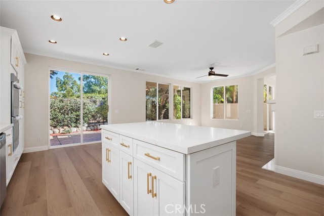 MLS #OC25219317 image #11