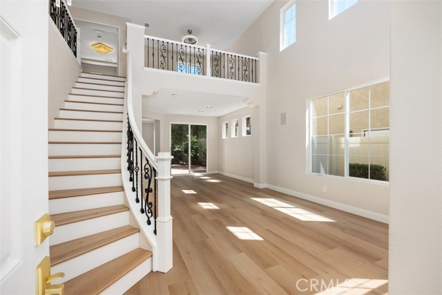 MLS #OC25219317 image #2