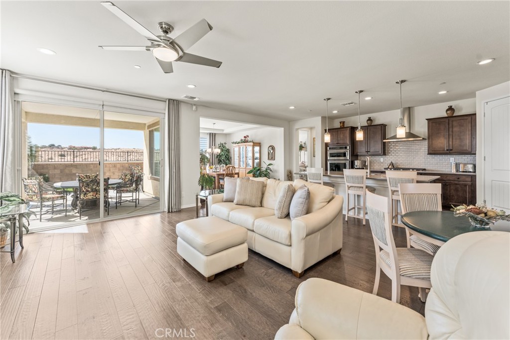 MLS #OC25219340 image #8