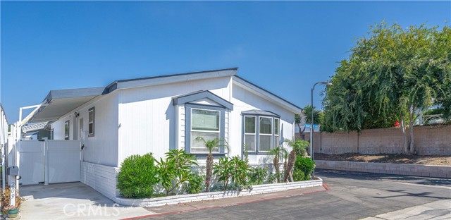 MLS #OC25219351 image #3