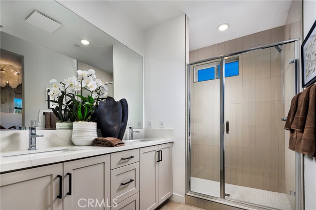 MLS #OC25219415 image #6