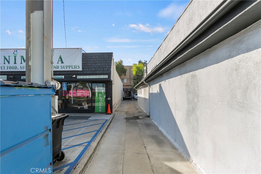 MLS #OC25219440 image #18