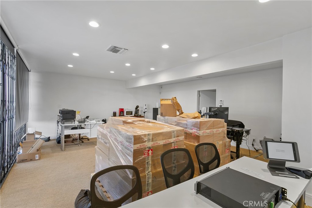 MLS #OC25219440 image #4