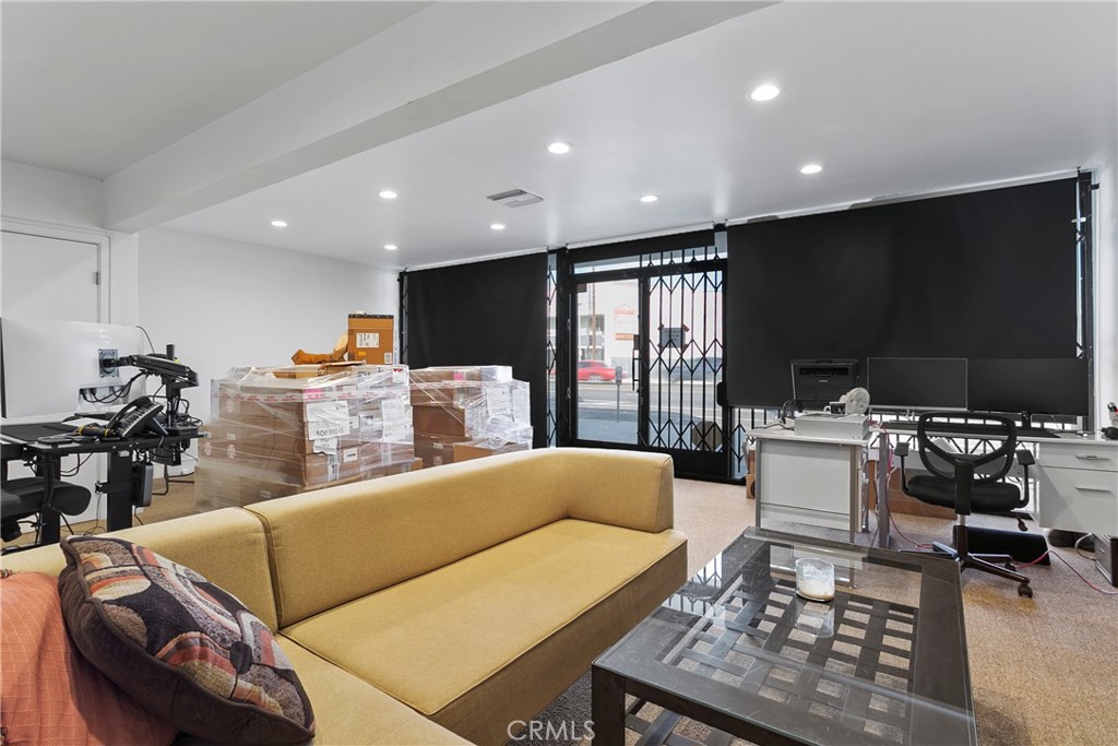 MLS #OC25219440 image #6