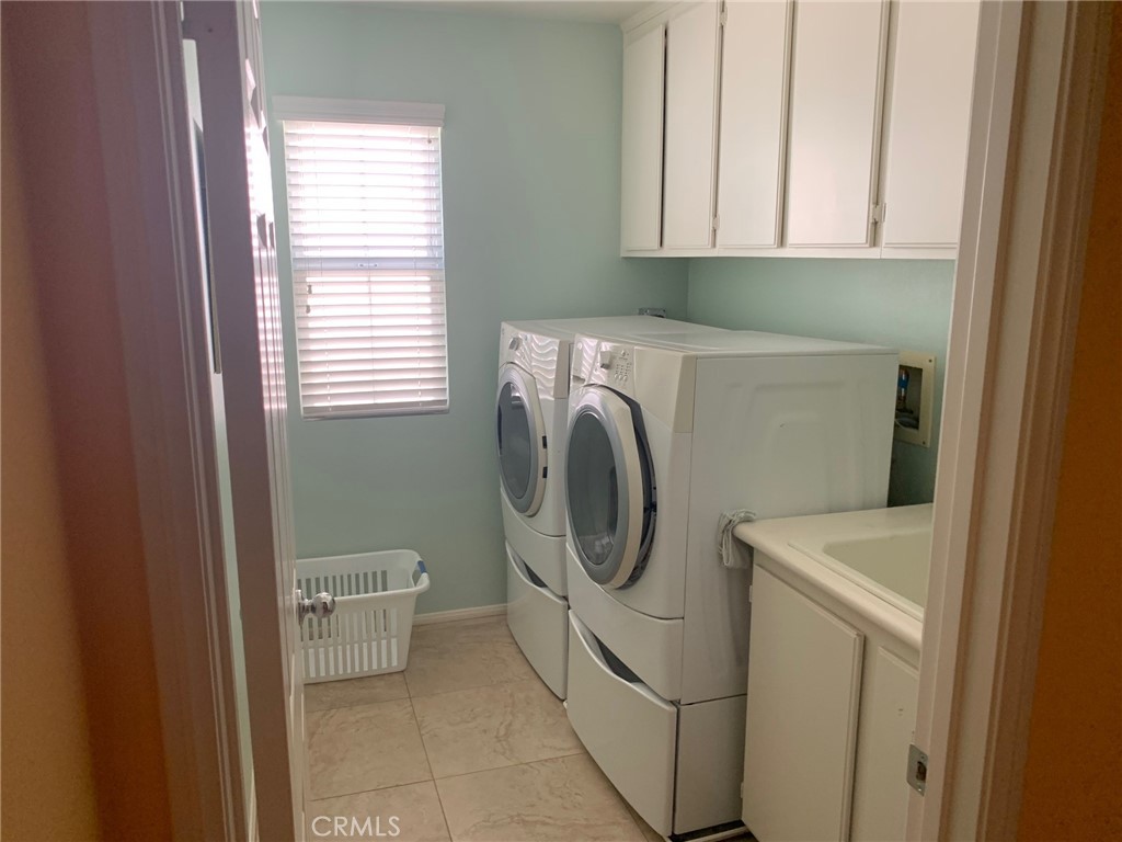 MLS #OC25219676 image #28