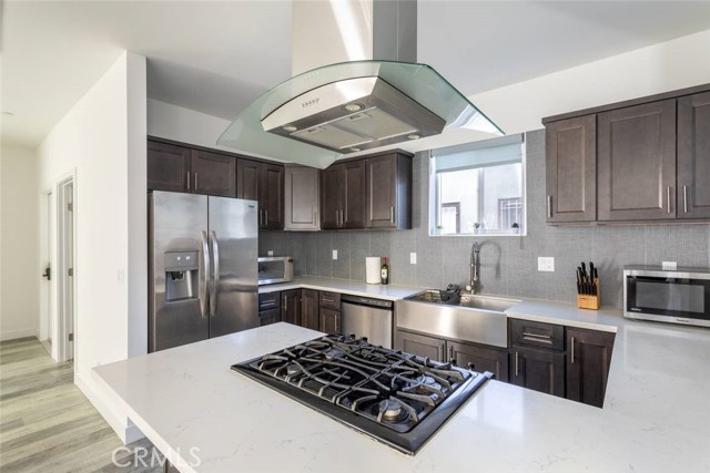 MLS #OC25219678 image #3