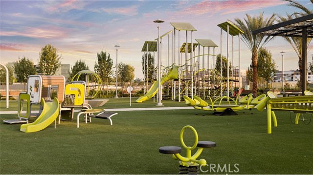 MLS #OC25219736 image #28