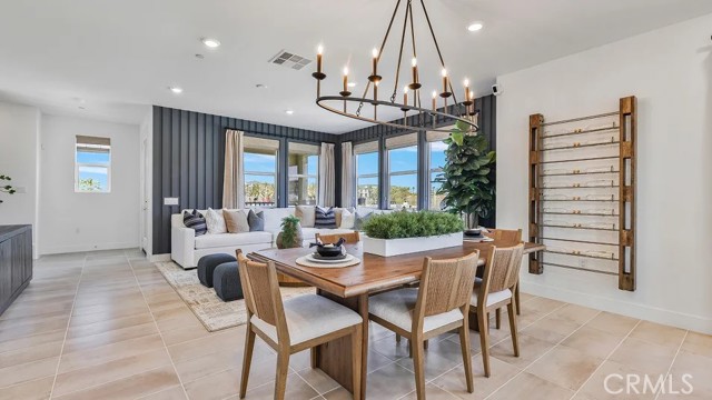 MLS #OC25219736 image #4