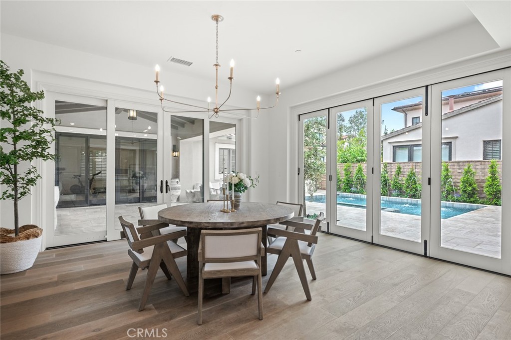 MLS #OC25219747 image #23