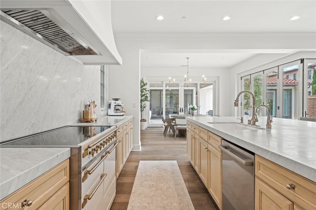 MLS #OC25219747 image #27