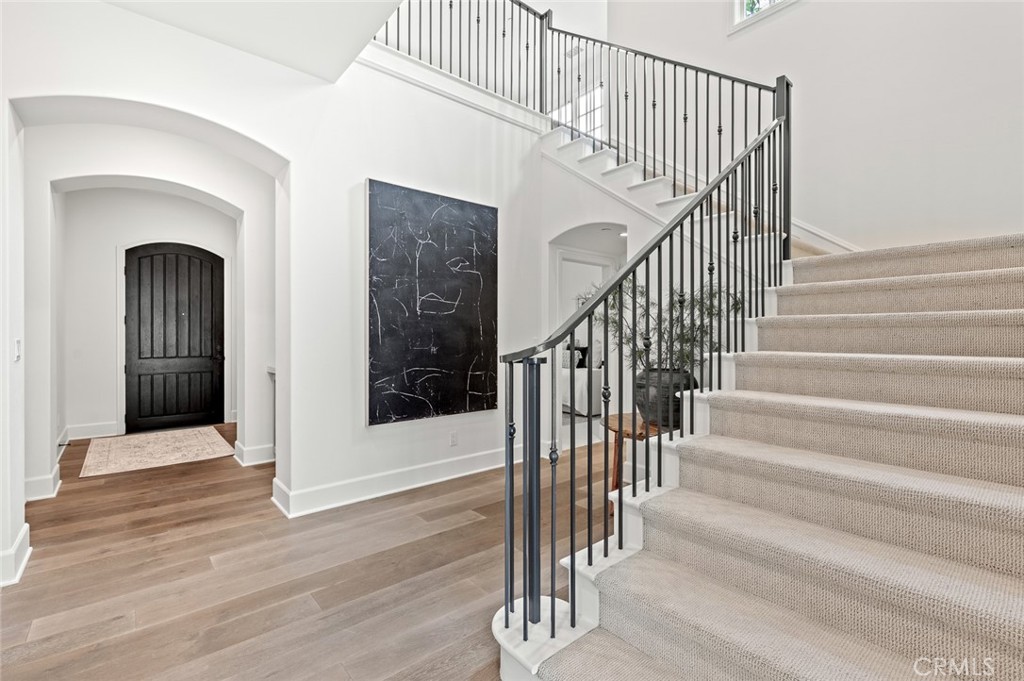 MLS #OC25219747 image #28