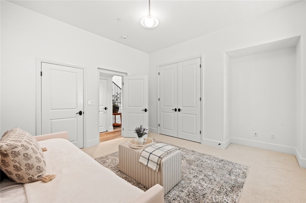 MLS #OC25219747 image #32