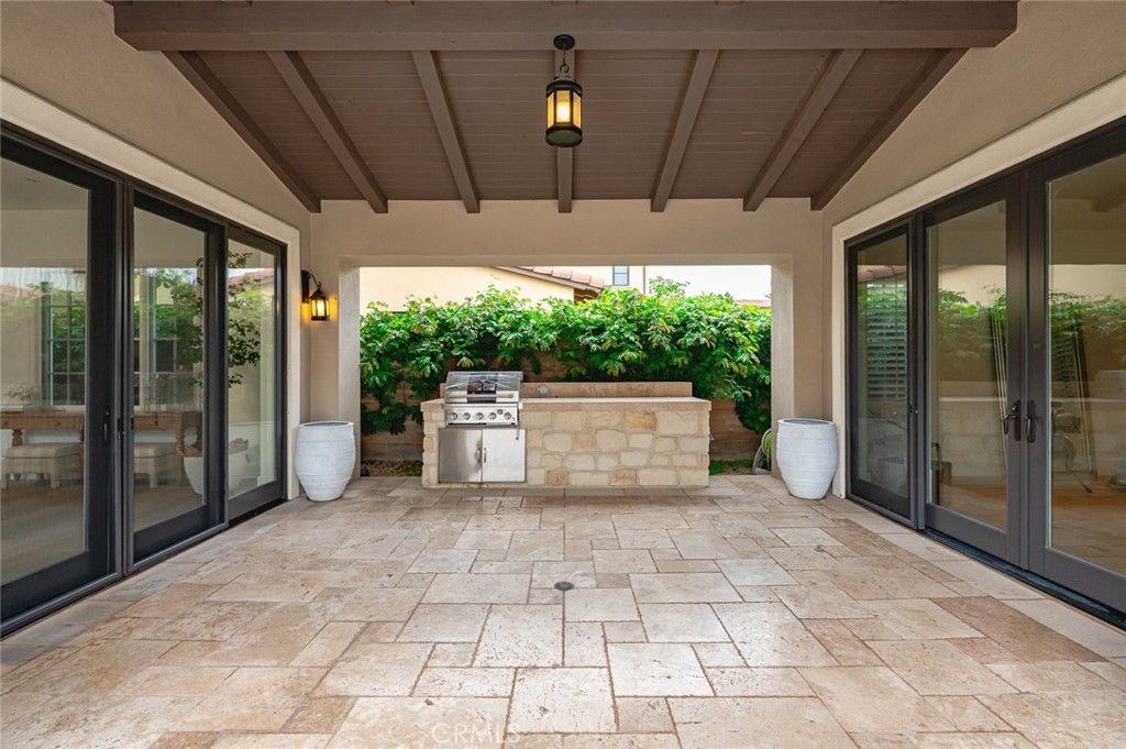 MLS #OC25219747 image #9