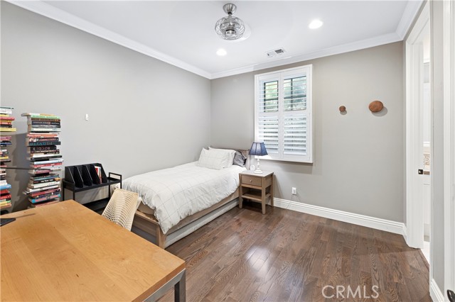 MLS #OC25219760 image #33