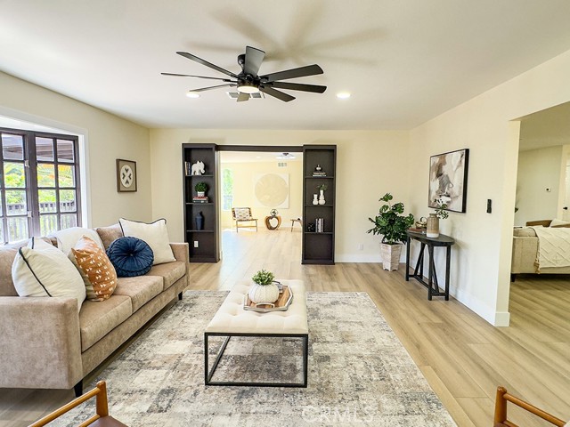 MLS #OC25219871 image #17