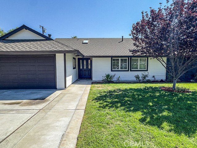 MLS #OC25219871 image #2