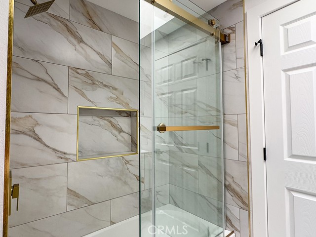 MLS #OC25219871 image #28