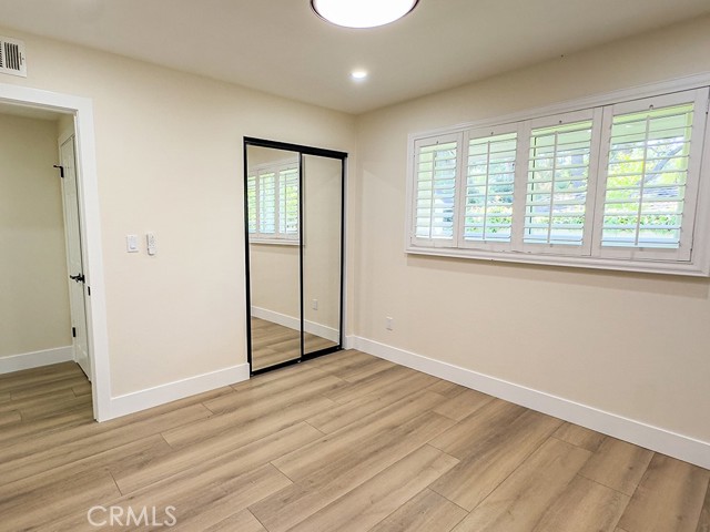 MLS #OC25219871 image #31