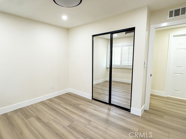 MLS #OC25219871 image #32