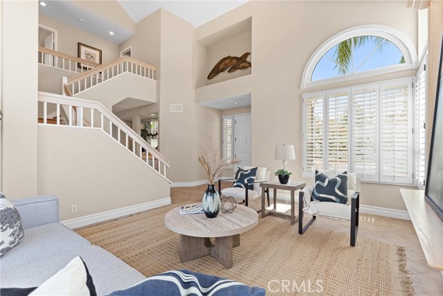 MLS #OC25220088 image #11