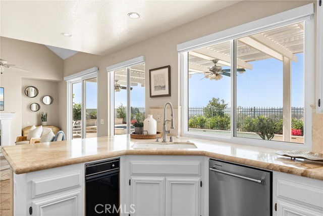 MLS #OC25220088 image #20