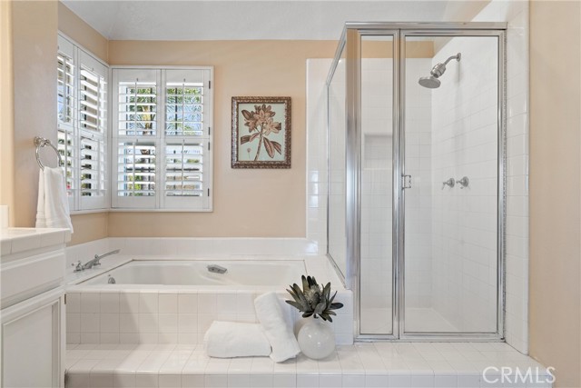 MLS #OC25220088 image #34