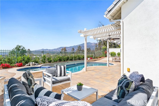 MLS #OC25220088 image #39