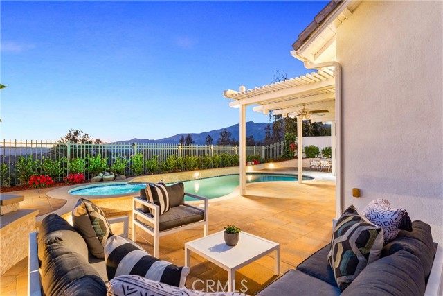 MLS #OC25220088 image #4