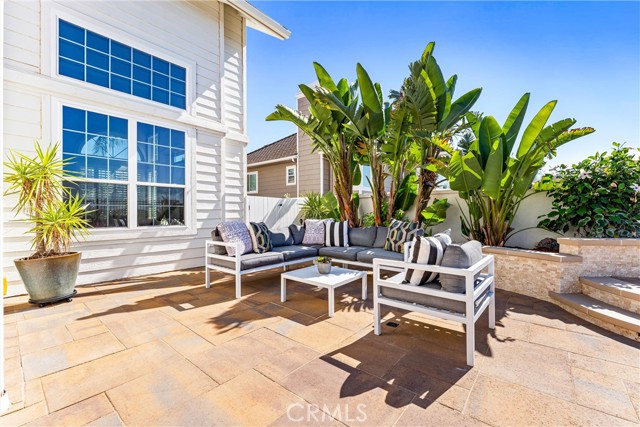 MLS #OC25220088 image #40