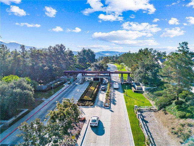 MLS #OC25220088 image #51