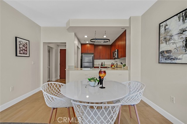 MLS #OC25220096 image #10