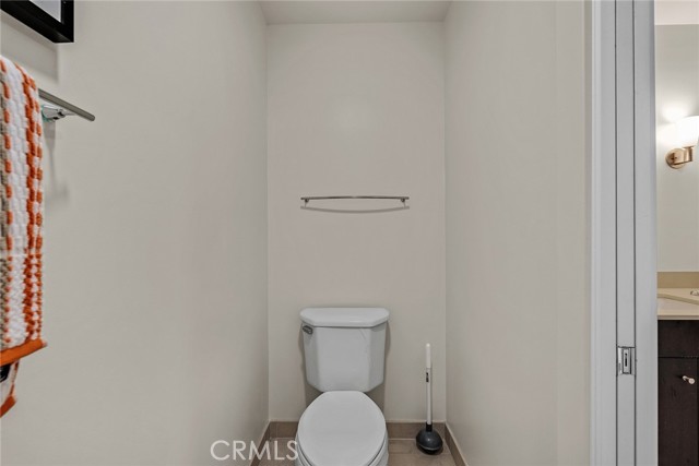 MLS #OC25220096 image #19