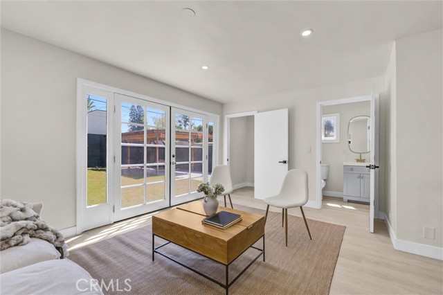 MLS #OC25220128 image #16