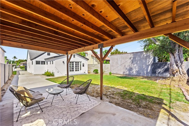 MLS #OC25220128 image #31