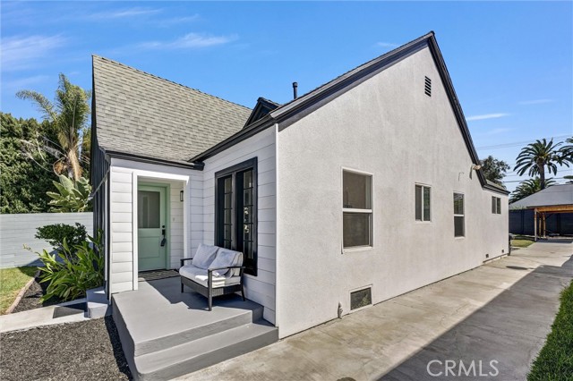 MLS #OC25220128 image #4