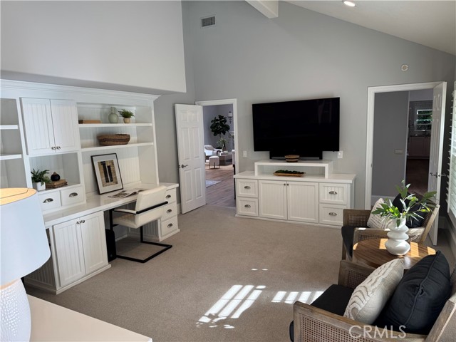 MLS #OC25220184 image #18