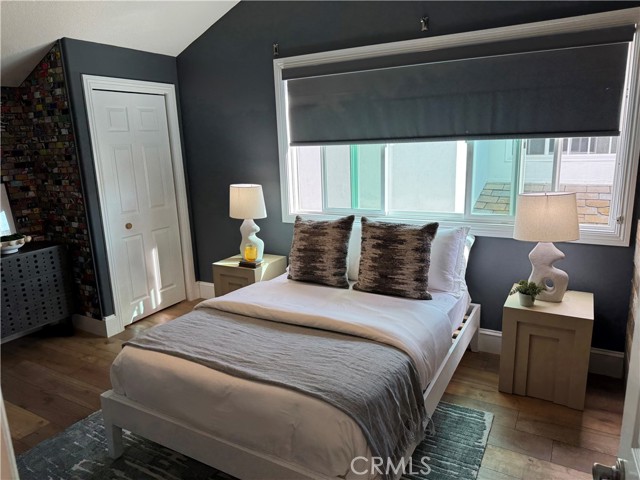 MLS #OC25220184 image #20