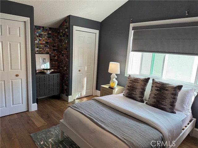 MLS #OC25220184 image #21