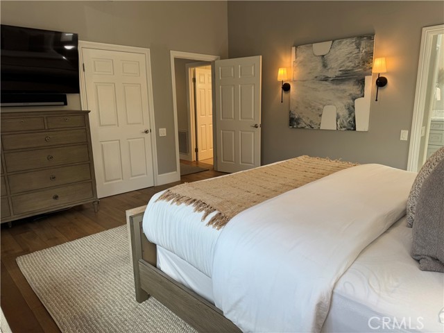 MLS #OC25220184 image #26