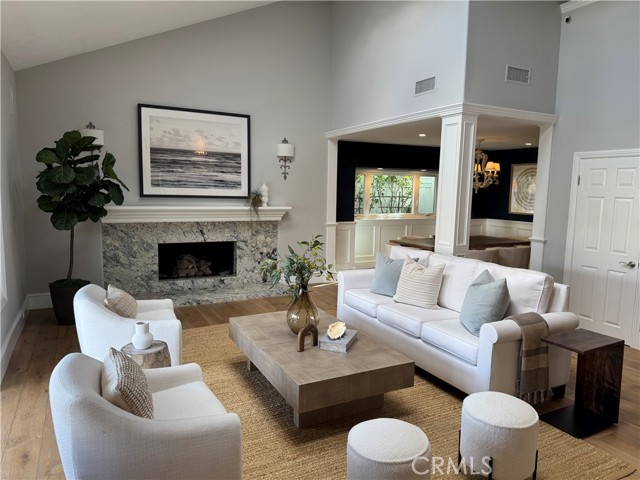 MLS #OC25220184 image #6