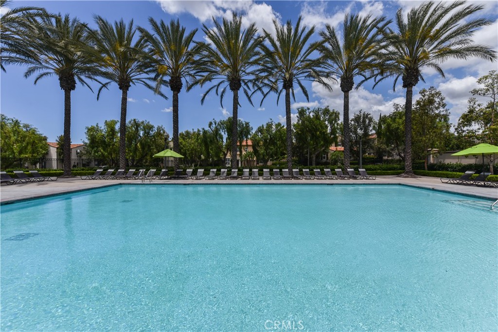 MLS #OC25220189 image #43